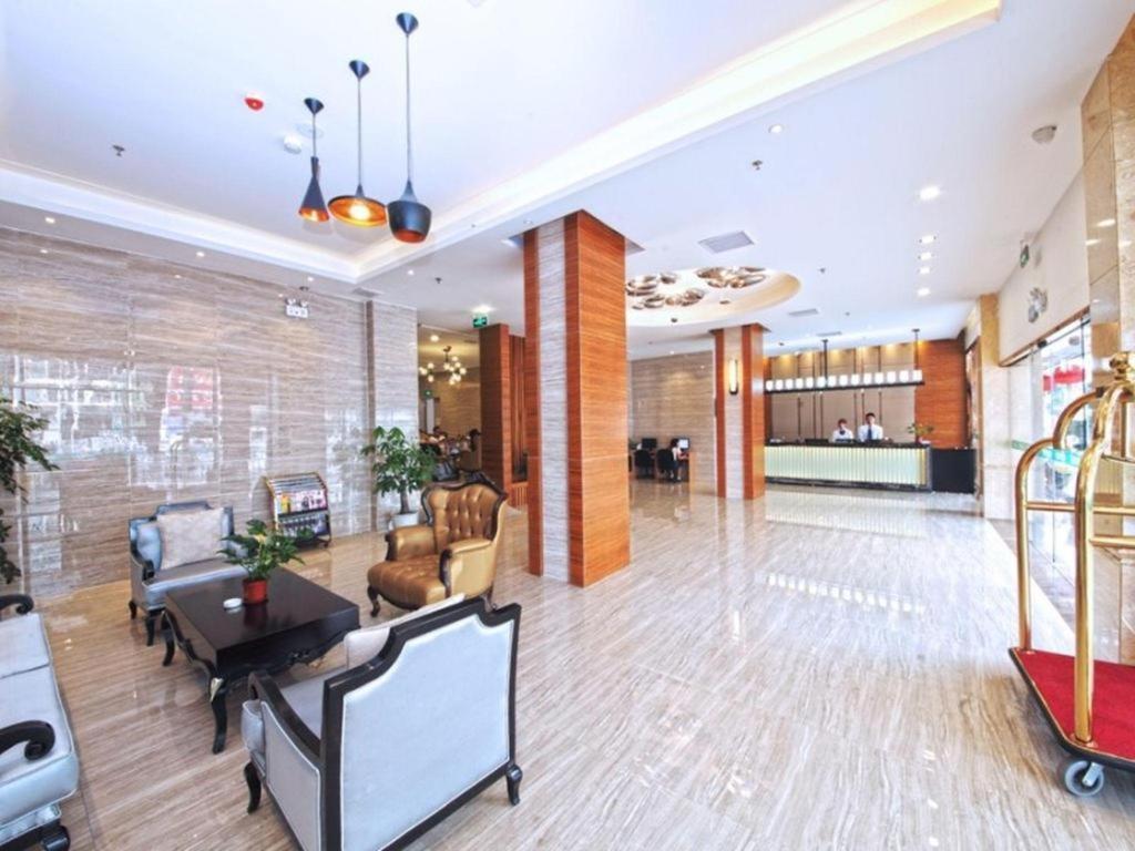 Greentree Inn Guangdong Jieyang Bus Terminal Station Ronghua Avenue Business Hotel Bagian luar foto