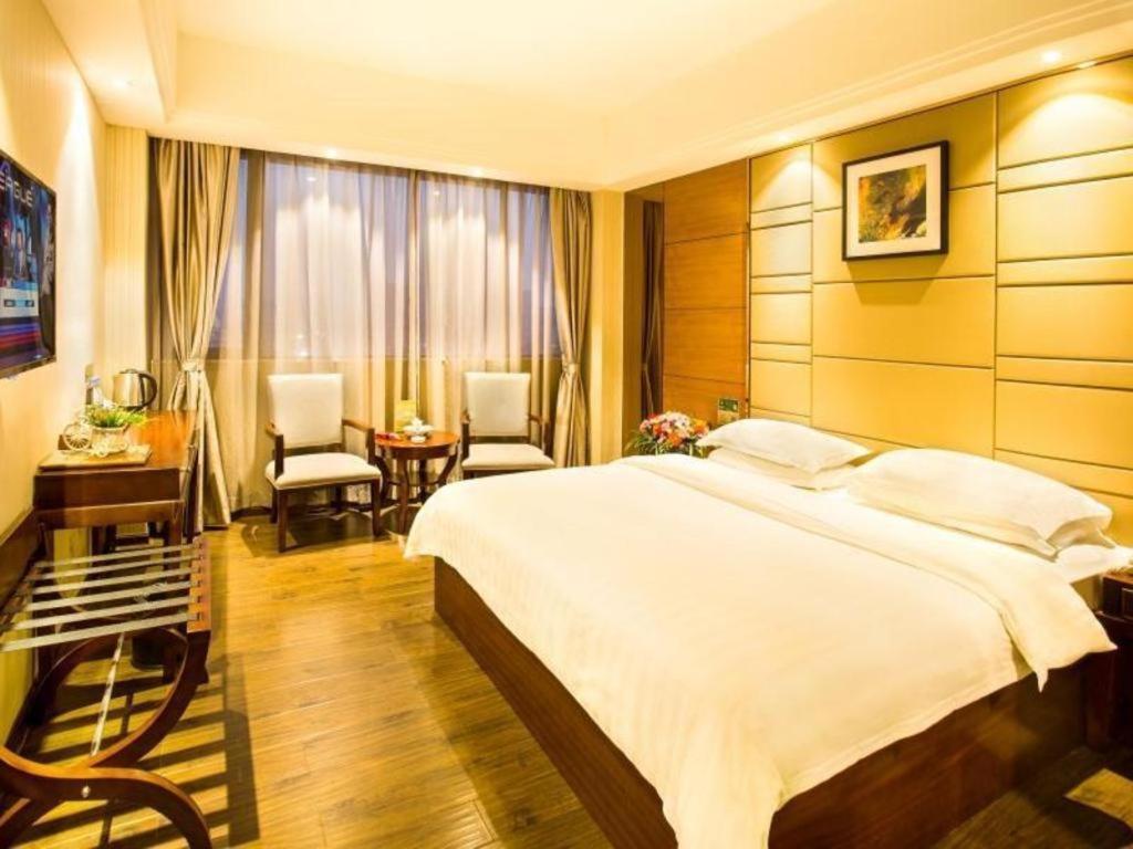 Greentree Inn Guangdong Jieyang Bus Terminal Station Ronghua Avenue Business Hotel Bagian luar foto